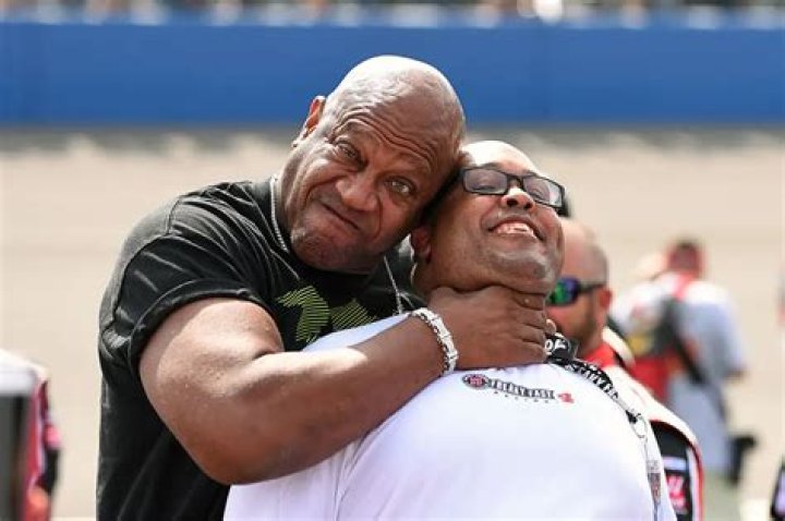 How Much Money Does Tommy Lister Make? Latest Tommy Lister Net Worth Income Salary