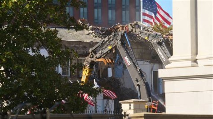 
Illegally built madrasa in Amethi demolised 
