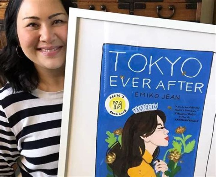 
Is Emiko Jean Married? Her Bio, Age, Nationality, Books and Net worth 