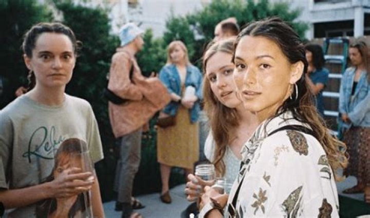 Is Fivel Stewart Gay? Which TV Character Fueled Her Gay Rumor?