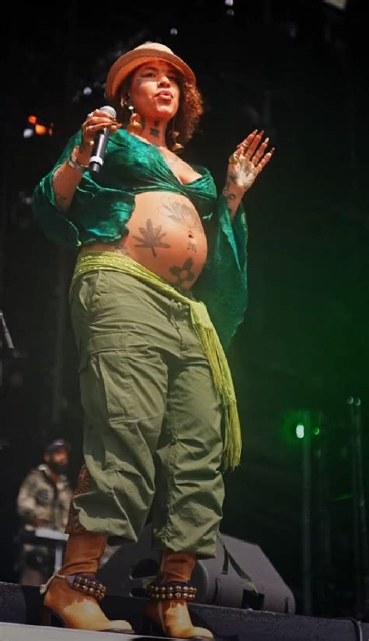 Is Greentea Peng Pregnant With Her Husband? Aria Wells Expecting Baby Or Not