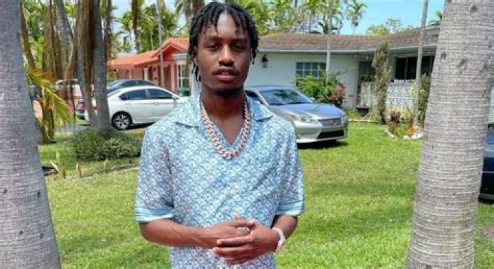 
Is Lil Tjay Dead After Getting Shot? New Jersey Shooting Update As The Rapper’s Getting Emergency Services 