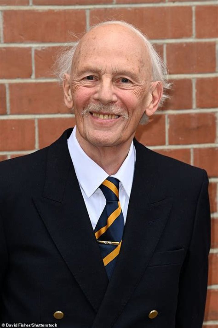 
Is Paul Nicholas Gay? Age, Height, Net Worth 