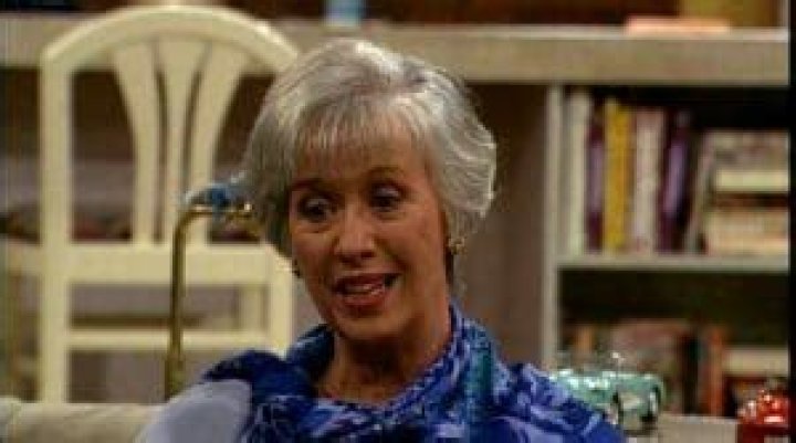 Is Polly Holliday Married? Her Bio, Age, Husband, Family, Net worth and Death