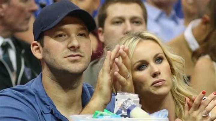 Is Tony Romo Wife Related To Jerry Jones?