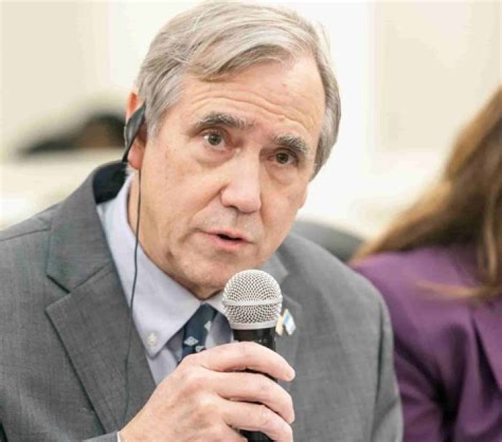 Jeff Merkley Net Worth