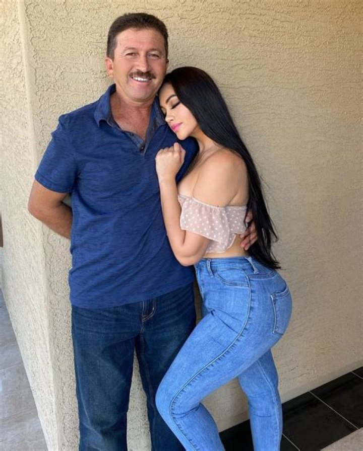 Jesus Ortiz Paz Girlfriend Laura Casillas And Past Relationship With Jailyne Ojeda