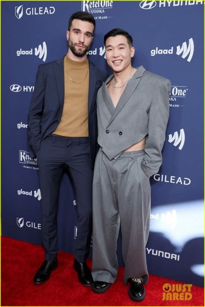 Joel Kim Booster Gay, Age, Family, Parents, Wiki, Height, Mom, Net Worth