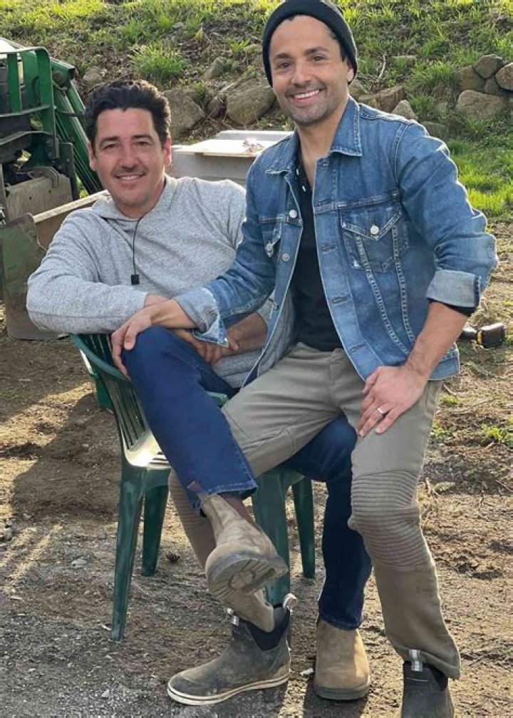 Jonathan Knight Husband Harley Rodriguez: Baby and Net Worth