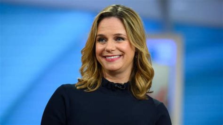 kaimana pa’aluhi Age, Wiki, Biography, Body Measurement, Parents, Family, Salary, Net worth