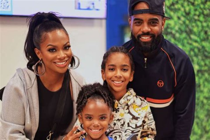 Who is Kandi Burruss Husband, Todd Tucker? His Net Worth, Age, Daughter, Wiki