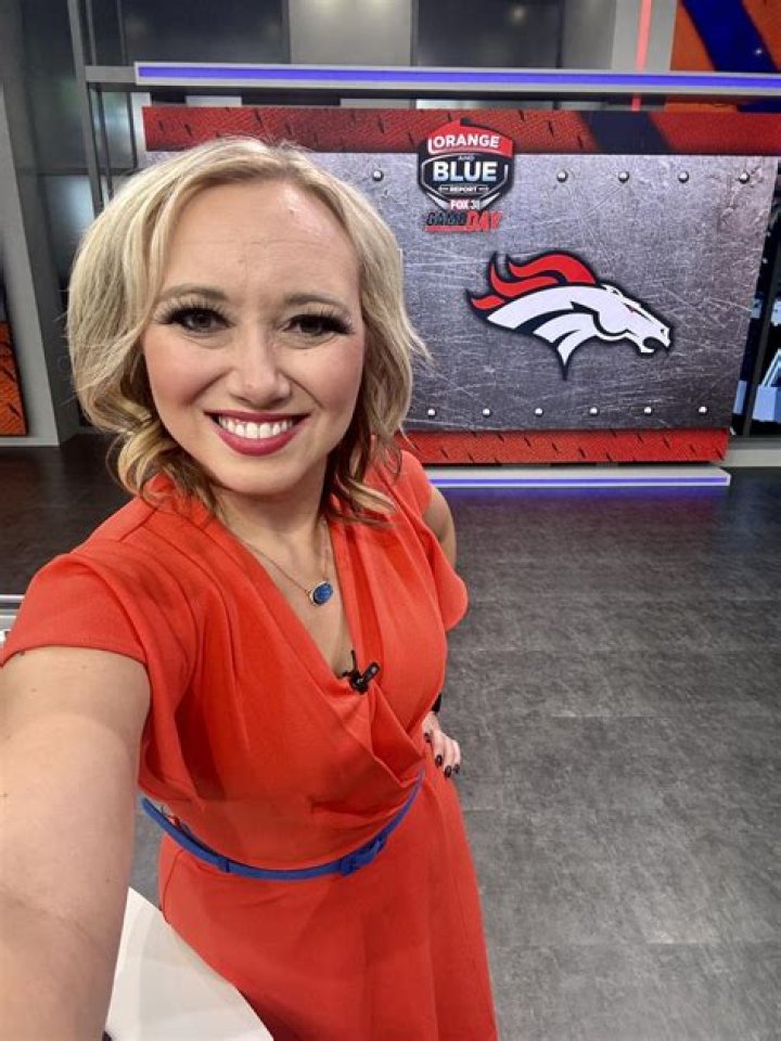 Kansas Bowling Bio, Wiki, Age, Boyfriend, Family, Career and Net Worth