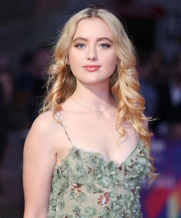 Kathryn Newton Net Worth, Salary, Income Source, House, Parents, Height, Weight & Age