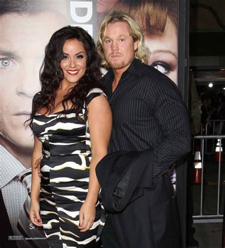 Katy Mixon – All About The Actress and Her Husband Breaux Greer