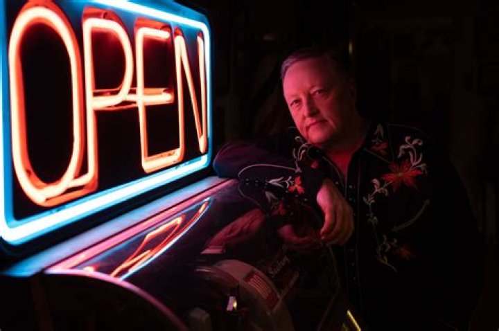 Ken Mellons Net Worth