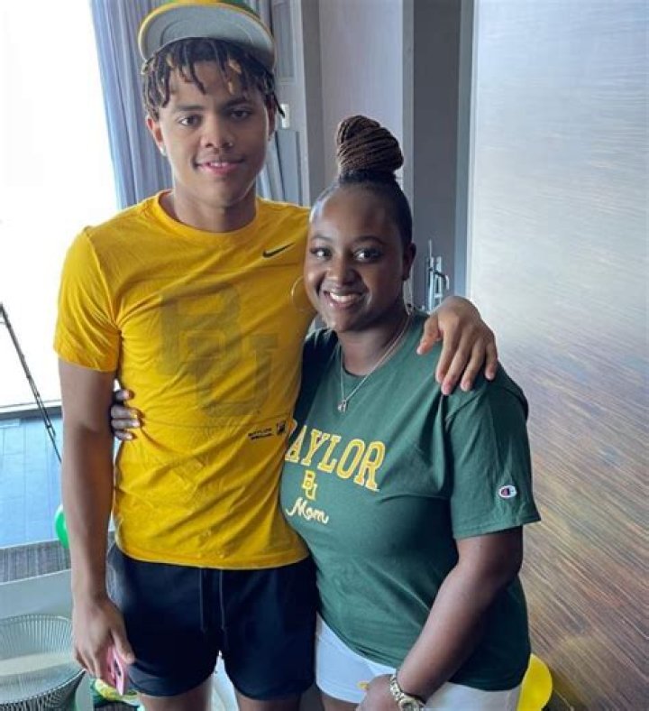 
Keyonte George Height, Weight, Net Worth, Age, Birthday, Wikipedia, Who, Instagram, Biography 