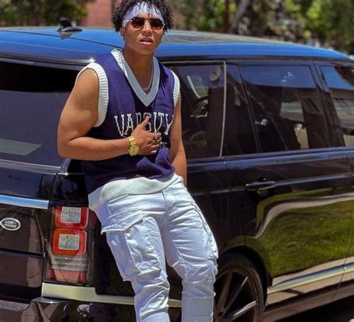 Laron Hines Net Worth