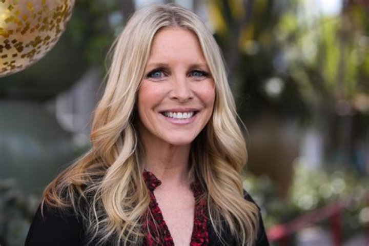 Lauralee Bell’s net worth, fact, career, awards, biography & life story