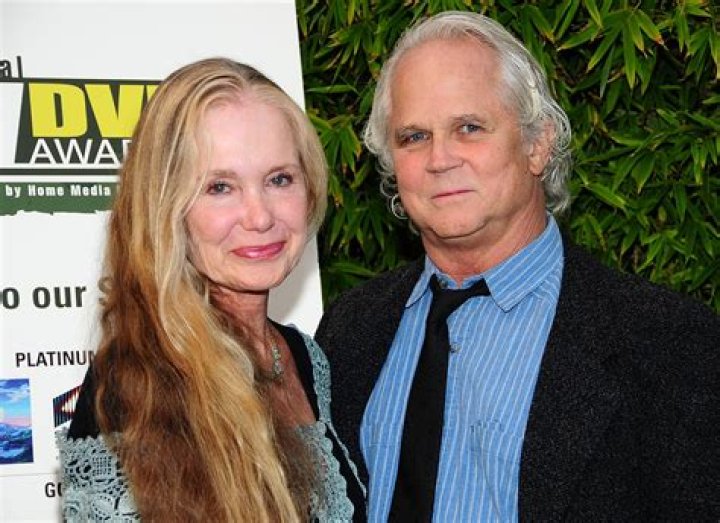 Lauren Shulkind Age: How Old Is Tony Dow Wife?
