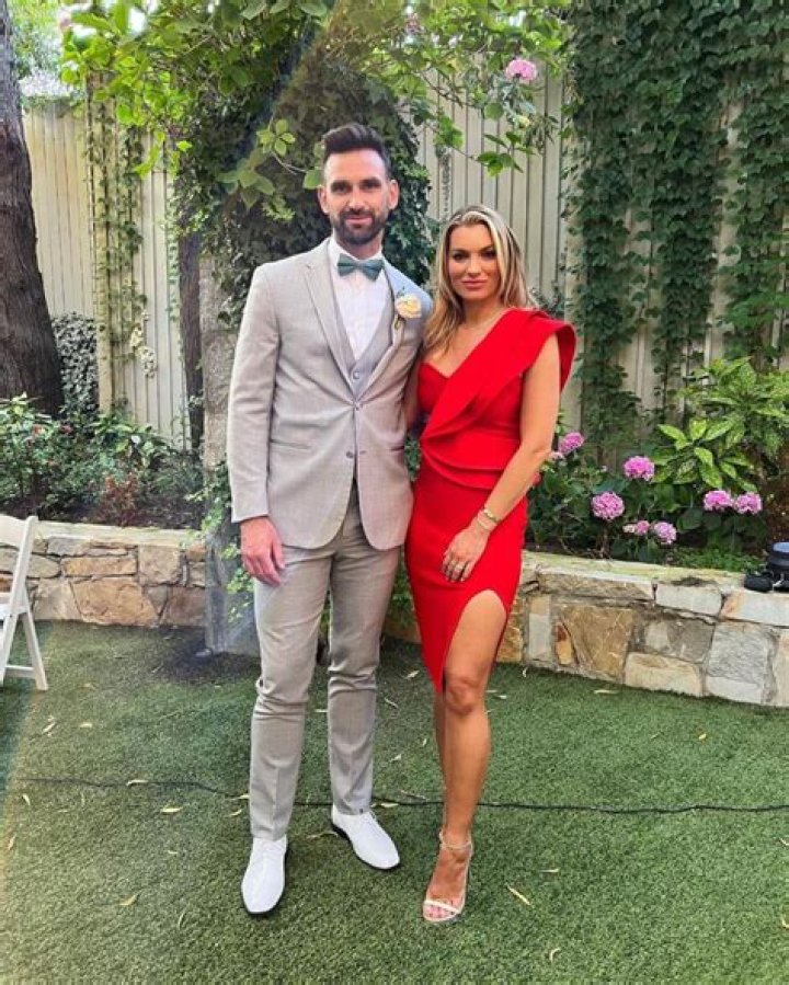 
Lindsay Hubbard Celebrates Fiancé Carl Radke’s 2-Year Sobriety Anniversary: ‘Beyond Proud’ 