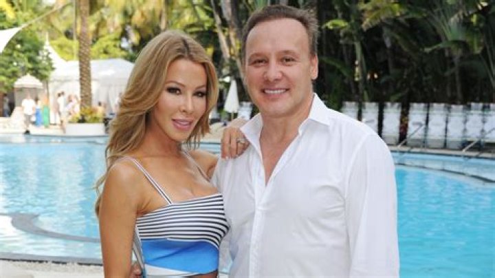 
Lisa Hochstein Height, Weight, Net Worth, Age, Birthday, Wikipedia, Who, Instagram, Biography 