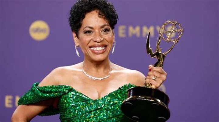 
Liza Colón-Zayas Height, Weight, Net Worth, Age, Birthday, Wikipedia, Who, Nationality, Biography 