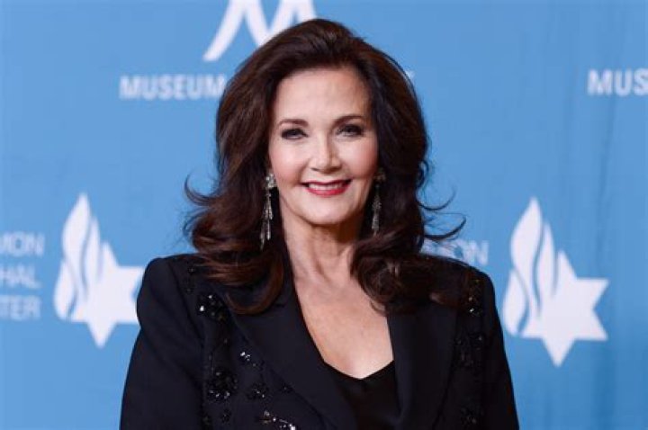 Lynda Carter Net Worth
