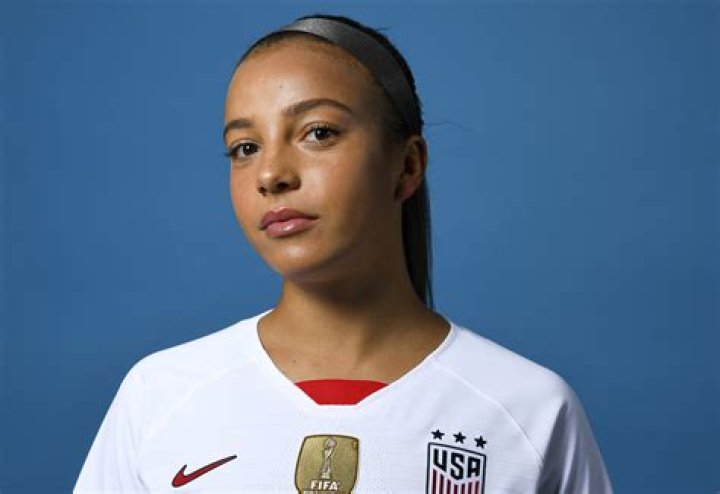 Mallory Pugh Height, Weight, Net Worth, Age, Birthday, Wikipedia, Who, Nationality, Biography