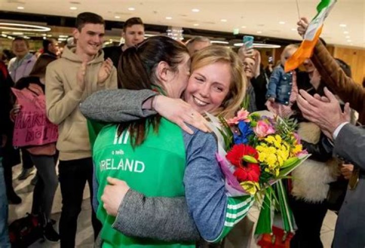 
Mandy Loughlin Age, Birthday, Wikipedia, Who, Nationality, Biography 