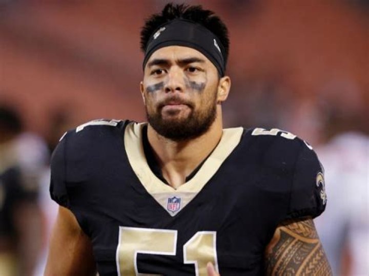 Manti Te’o Net Worth (Updated 2022) Earnings, Salary, Contract