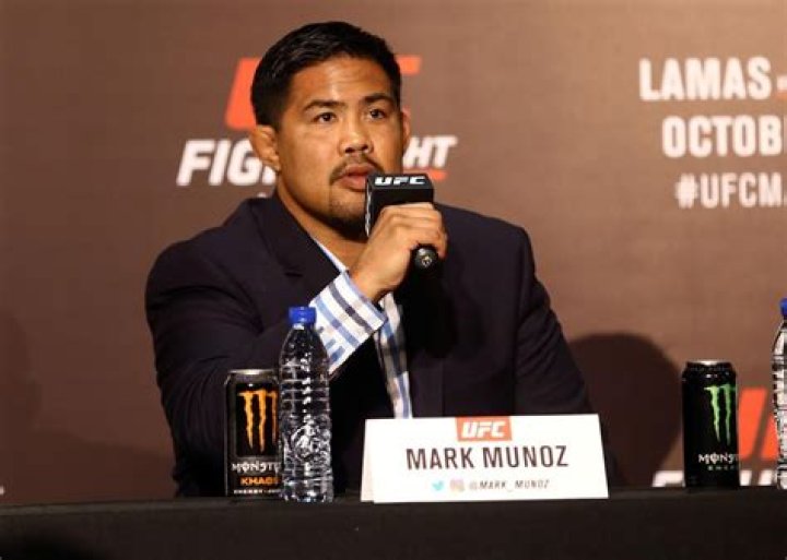Mark Munoz