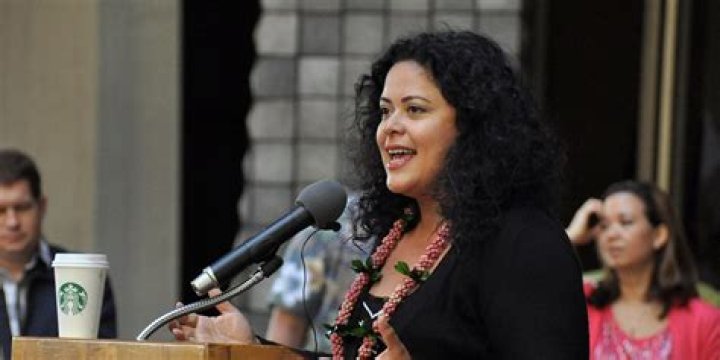 Maya Soetoro-Ng Net Worth