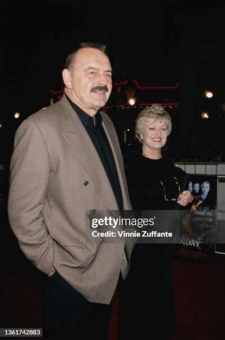 Meet Helen Essenhart, Dick Butkus’ Wife