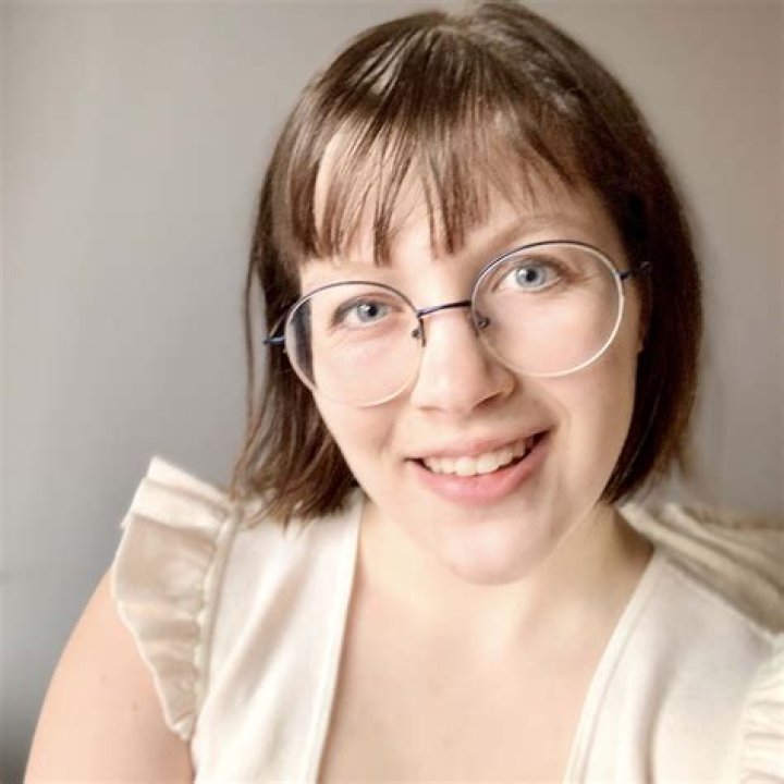 Meet Tom Smothers’ daughter Riley Rose