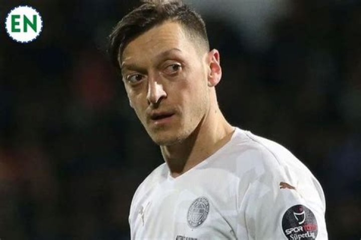 Mesut Ozil Net Worth, Height, Age, Wiki, Bio, Parents, Wife & More