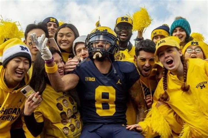 Michigan Wolverines: Who Is Ronnie Bell Girlfriend Georgia? Dating History And Family Ethnicity