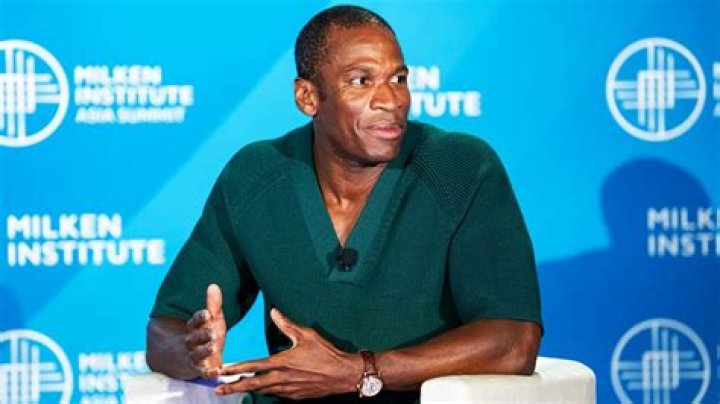 Mike Hayes Net Worth