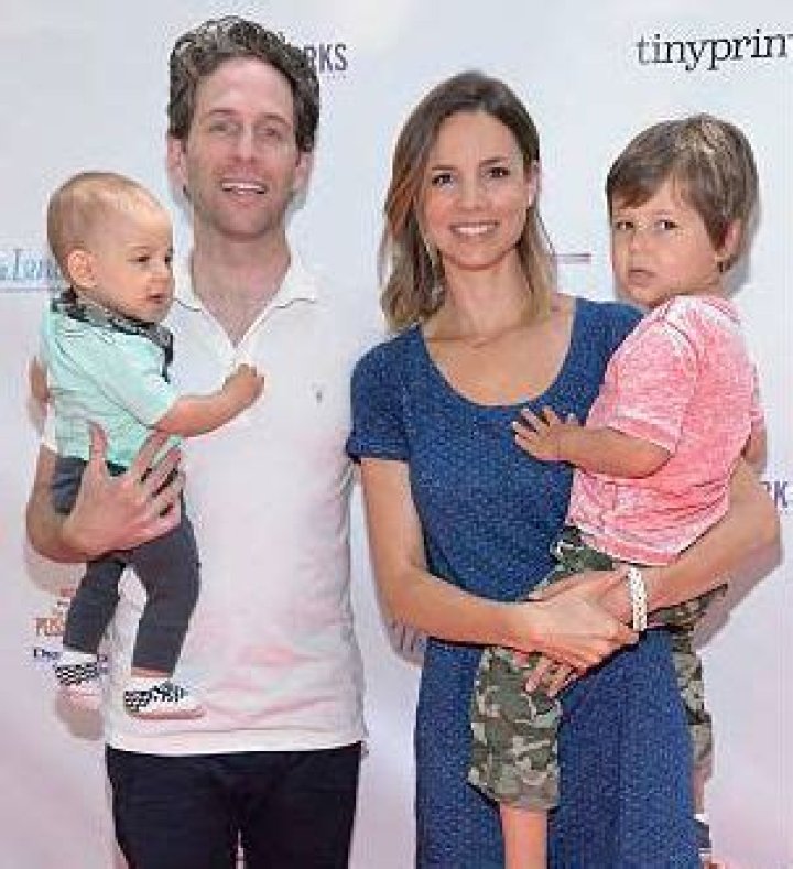 Miles Howerton – Glenn Howerton And Jill Latiano’s Son Is 10-Years-Old