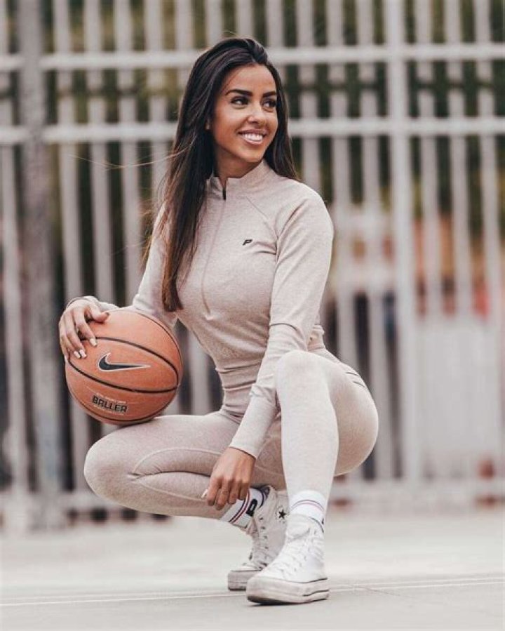 
Mireia Oriol Height, Weight, Net Worth, Age, Birthday, Wikipedia, Who, Nationality, Biography 