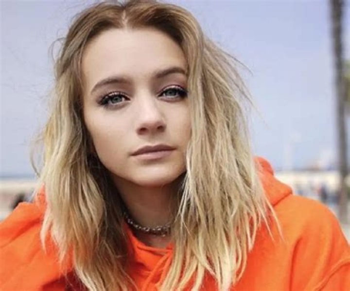 Mollee Gray Wikipedia, Age, Biography, Height, Boyfriend, Family, Instagram