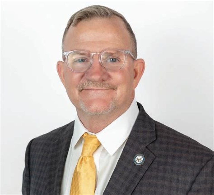 Nat Holt Jr. Net Worth