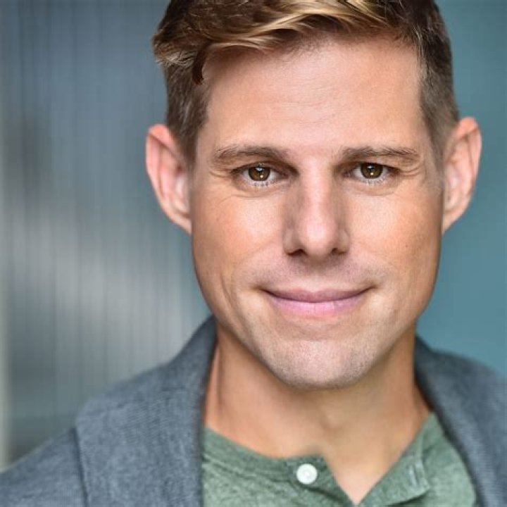 Nathan Frizzell Net Worth