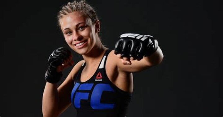 
Paige VanZant Net Worth: How Much Money Does She Have? 
