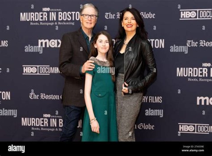 Peggy Sue Henry Age, Daughter, Wikipedia, Net Worth And Children’s Names Of John W. Henry Ex-Wife