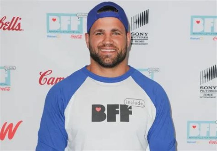 Peyton Hillis Net Worth