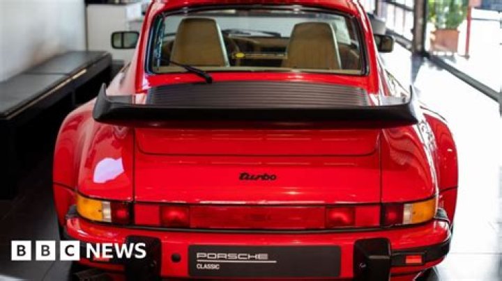 
Porsche valued at up to $75bn in share sale 