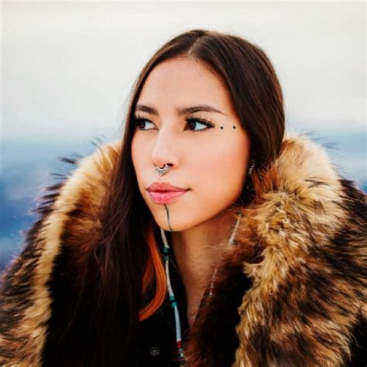 Quannah Chasinghorse Height, Weight, Net Worth, Age, Birthday, Wikipedia, Who, Nationality, Biography