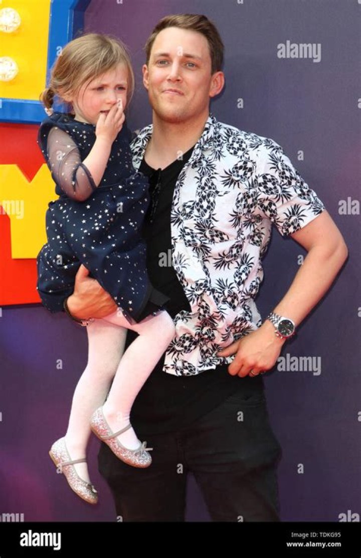 
Ria Stark – Chris Stark’s Wife And Kids, Their Lavish Barcelona Wedding Pictures 