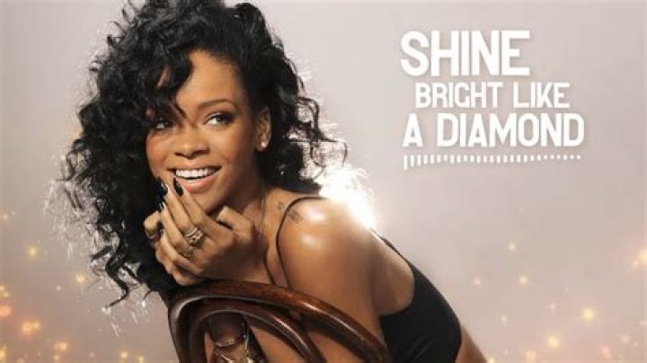 
Rihanna Shines Bright Like All the Diamonds as She Makes Her Golden Globes Debut with A$AP Rocky 