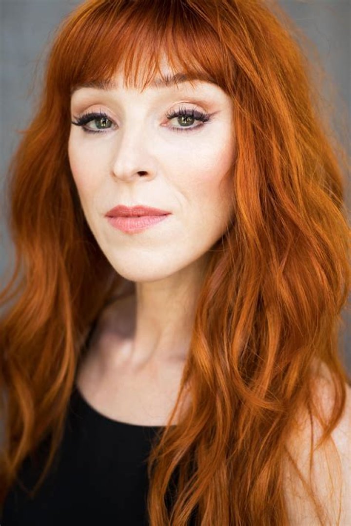 Ruth Connell Net Worth